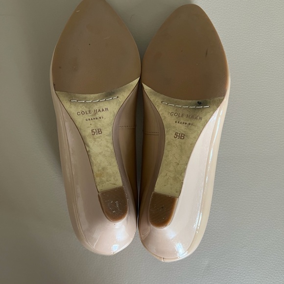 Cole Haan Sadie wedge size 5.5 - Picture 4 of 4